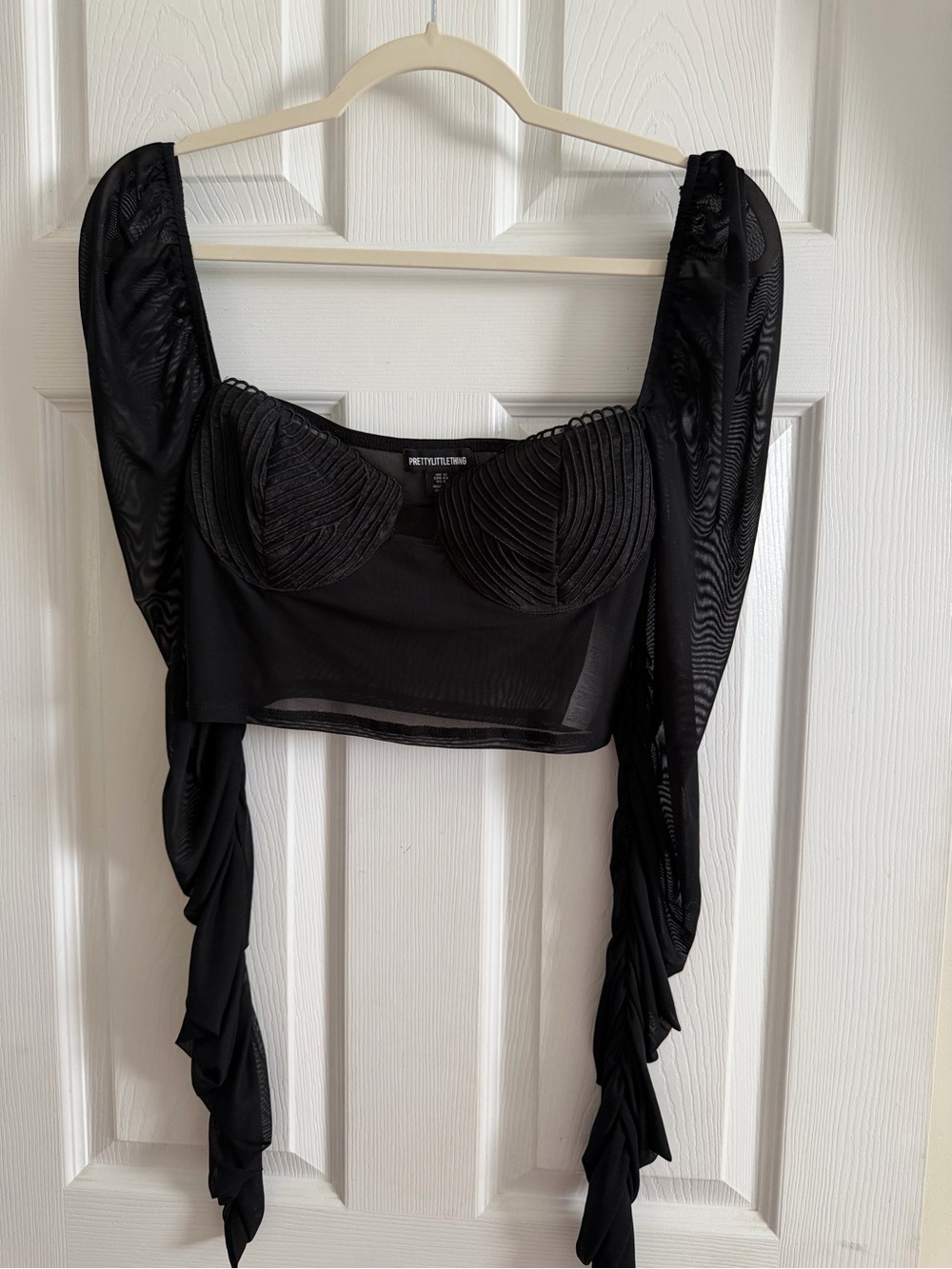 Pretty little thing black top